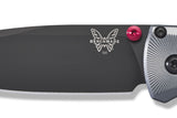 Benchmade 535BK-4 Bugout foldekniv med M390 drop-point blad og skæfte i gråt aluminium