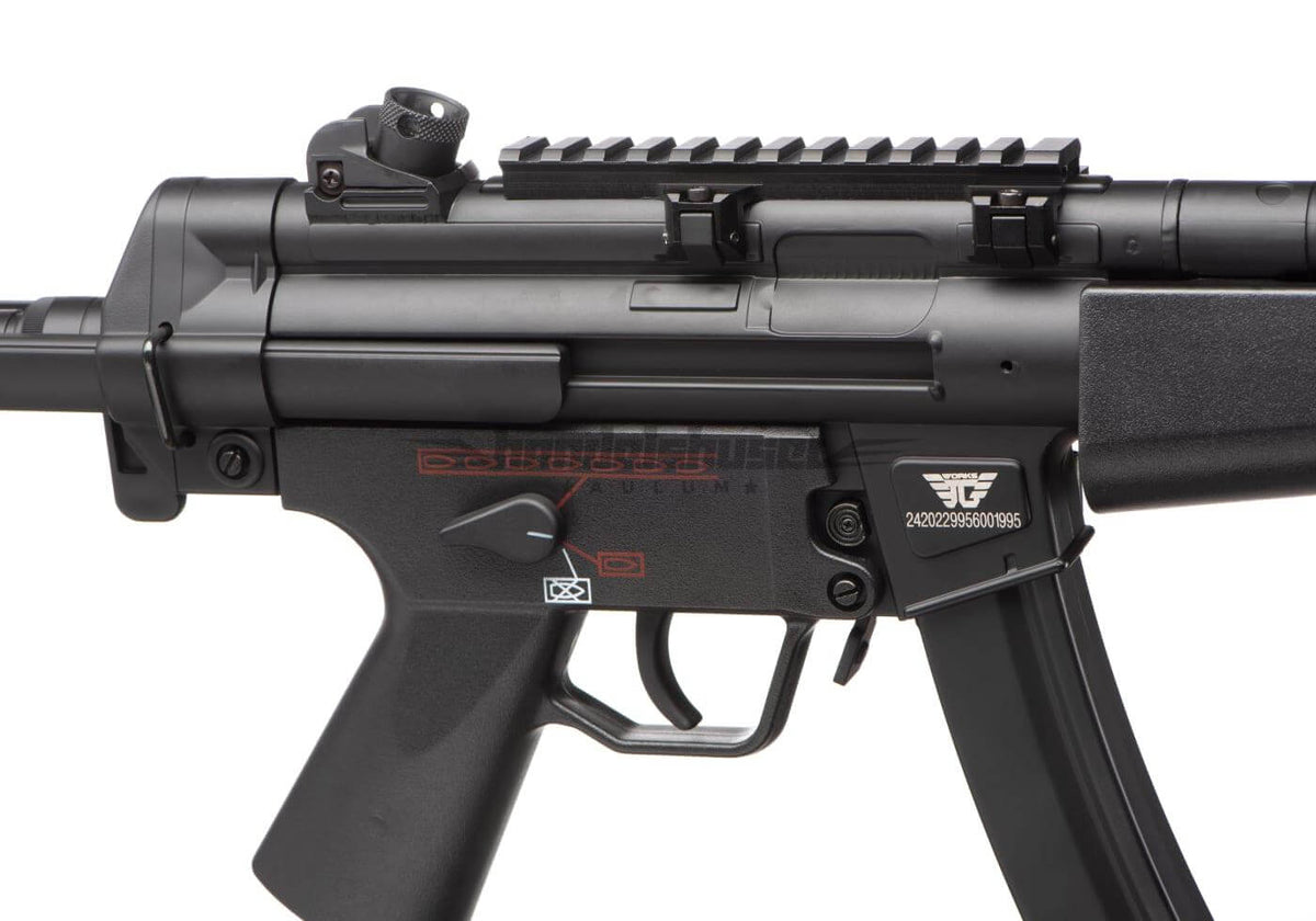 JG PM5J, Fuld Metal