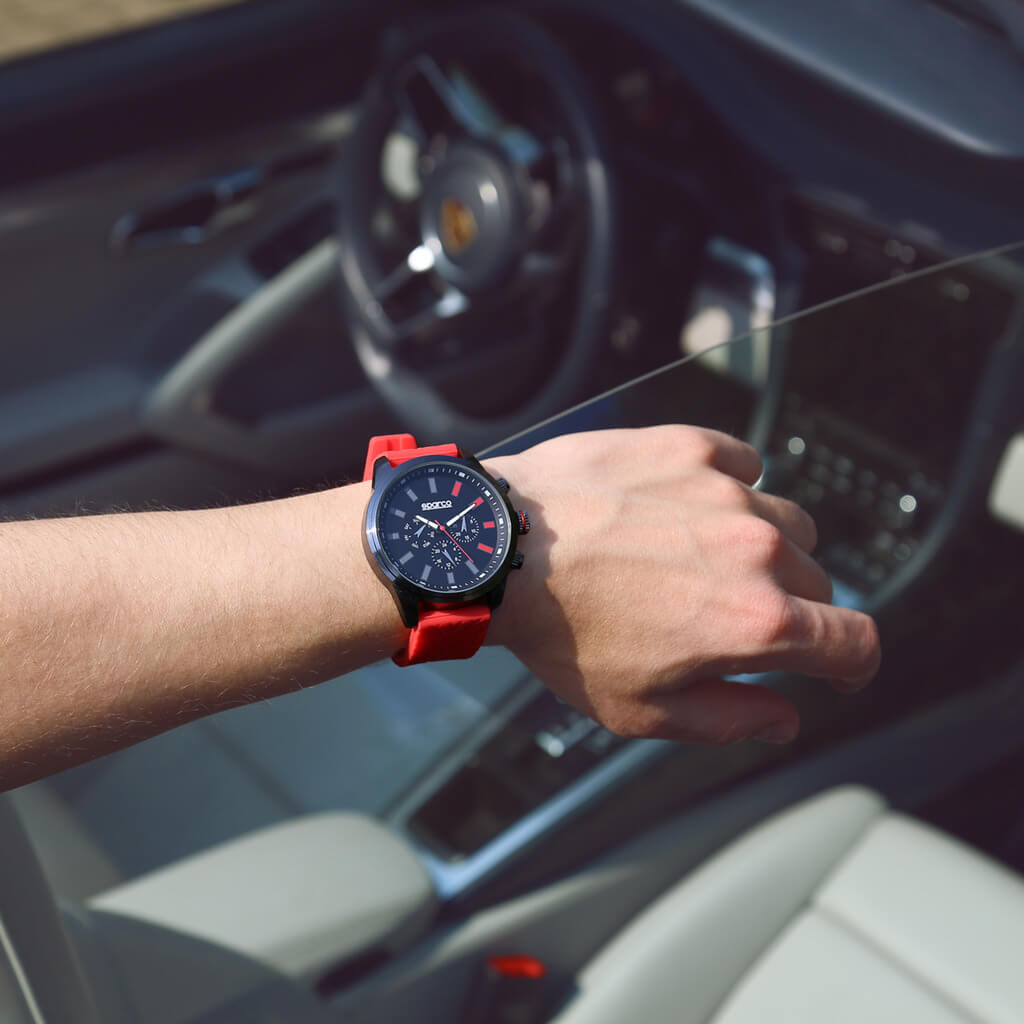 Sparco Niki Ur, Rød