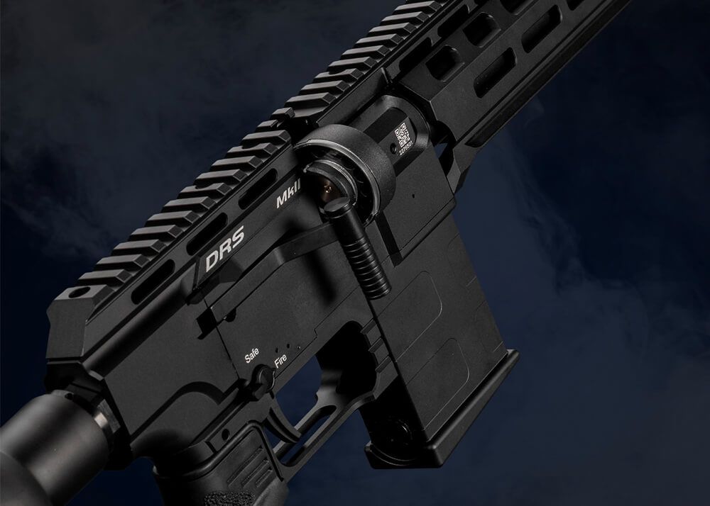 FX DRS MKII Tactical Compact PCP-luftgevær i 4,5 mm med aluminiumshandguard og AR15-kolbe